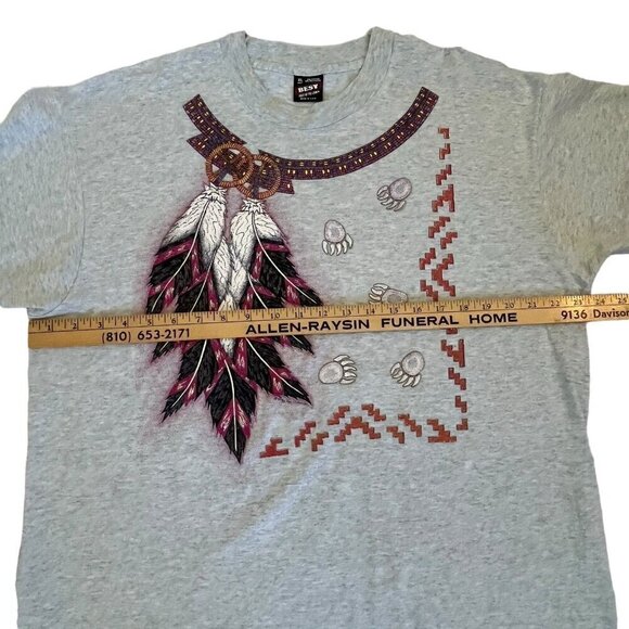 Vtg 90s Native American Feather Dreamcatcher Bear Paw Puffy Paint Glitter Shirt - Picture 10 of 11